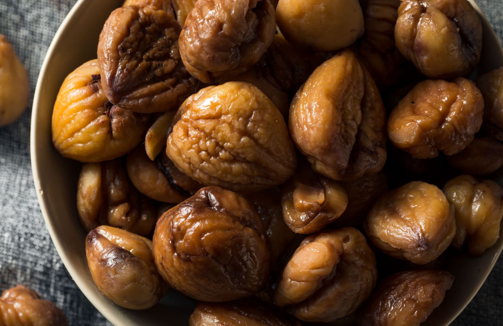 Castagne bollite alla napoletana: la ricetta